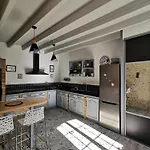 Holiday home Les De La Roche Elie Rom