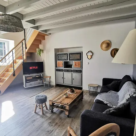 Les De La Roche Elie Ferienhaus Rom